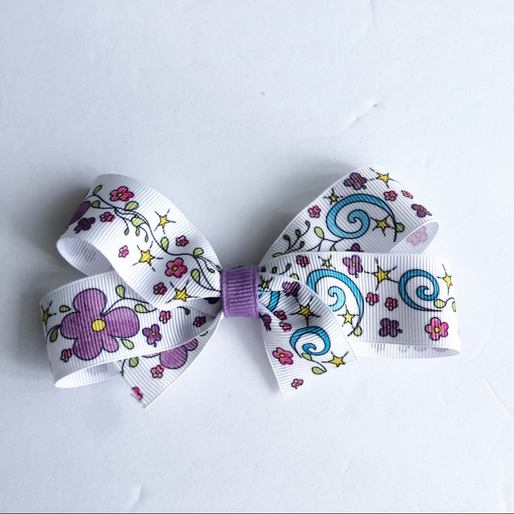 Girls Small Spring Flower White Hair Bow NEW